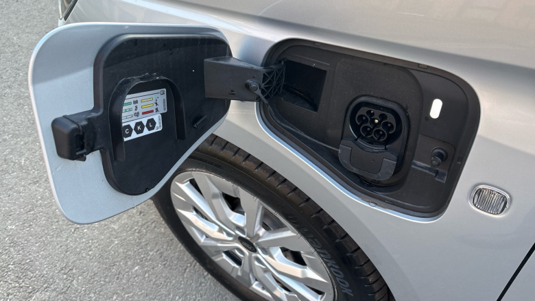 Ford Transit Connect 250 L2 Petrol 1.5 EcoBoost PHEV 150 Limited Van Auto